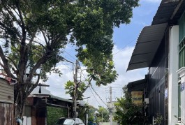 Nhà Hẻm Xe Hơi Nguyễn Ảnh Thủ, Vị Trí Sát Mặt Tiền, 94.4m2 Được Xây Thành 2 Căn Nhà, Giá Chỉ 5.5 Tỷ.